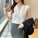 ノースリーブ シフォン ブラウス レディース 夏 Vネック トップス シャツ 袖なし ドレープ きれいめ 上品 おしゃれ カジュアル 可愛い 白 ホワ プレゼン...