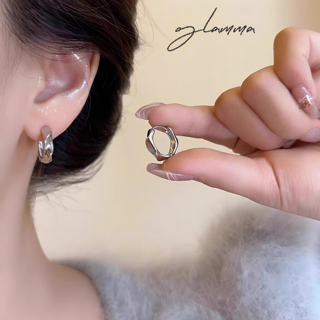ピアス フープピアス 金属アレルギー対応 つけっぱなし K18コーティング シンプル 大人 上品 キレイめ 小さめ 軽量 人気 可愛い トレンド 高級感 高見え セレモニー / オケージョン ギフト プレゼント ゴールド シルバー 送料無料 GLAMMA