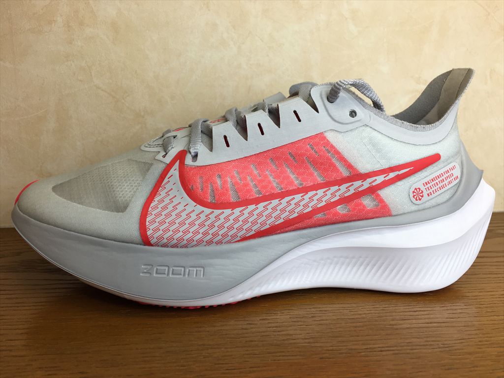 NIKE(ナイキ)BQ3203-003(158)ZOOM GRAVITY(ズームグラヴィティ)スニーカー