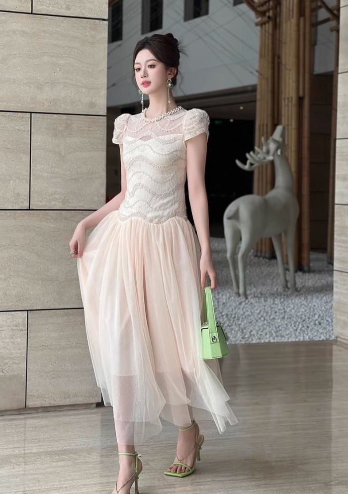 ワンピース レディース きれいめ チュール パール ふんわり パフスリーブ 半袖 Aライン ロング ワンピース ドレス ベージュ 生成 可愛い 服 韓国 上品 大きい フォーマル おしゃれ オフィス かわいい 結婚式 清楚 オシャレ 大人 お呼ばれ