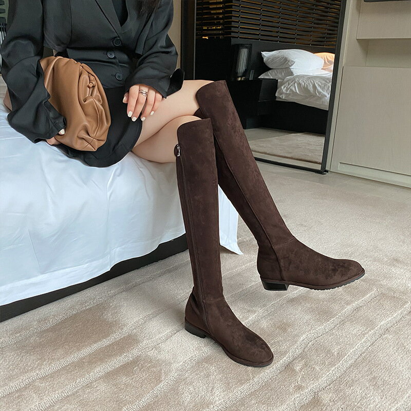 ロングブーツ レディース ジョッキーブーツ ロング丈 ポインテッドトゥ スエード調 太ヒール コーンヒール 美脚ブーツ 黒 可愛い シンプル 美脚 おしゃれ 通勤