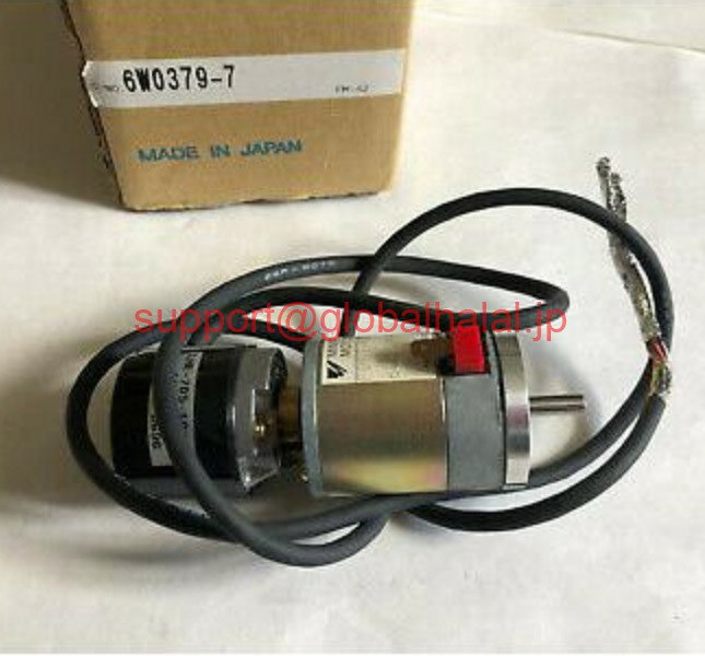 ViyKiōzYaskawa Minertia Servo Motor w/ Rear Shaft Extension FB5T-F012 6W0379-7y6ۏ؁z