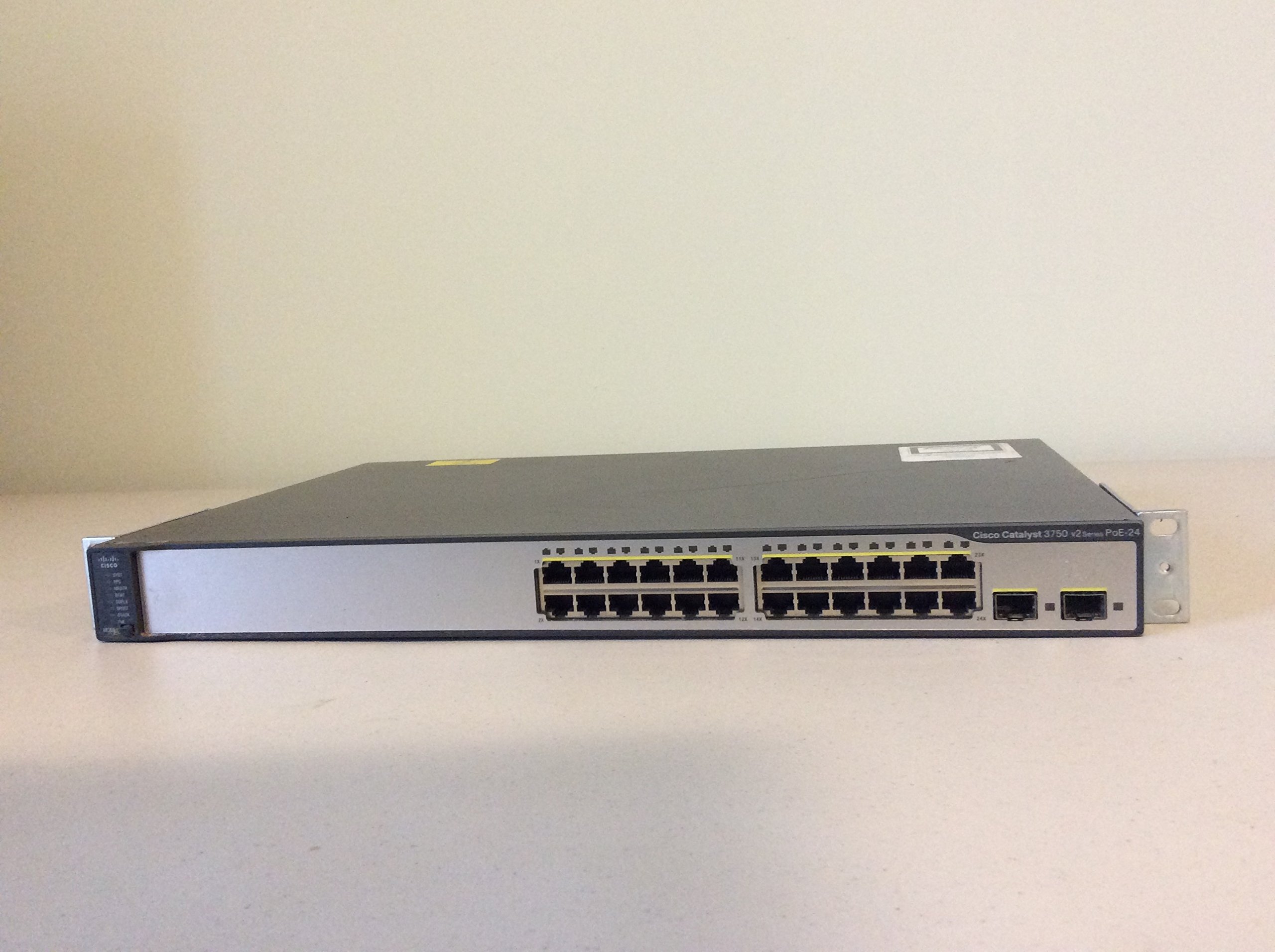 Cisco Catalyst 3750V2-24PS - Switch - L3 - managed - 24 x 10/100 (PoE) + 2 x SFP - rack-mountable - PoE by Cisco