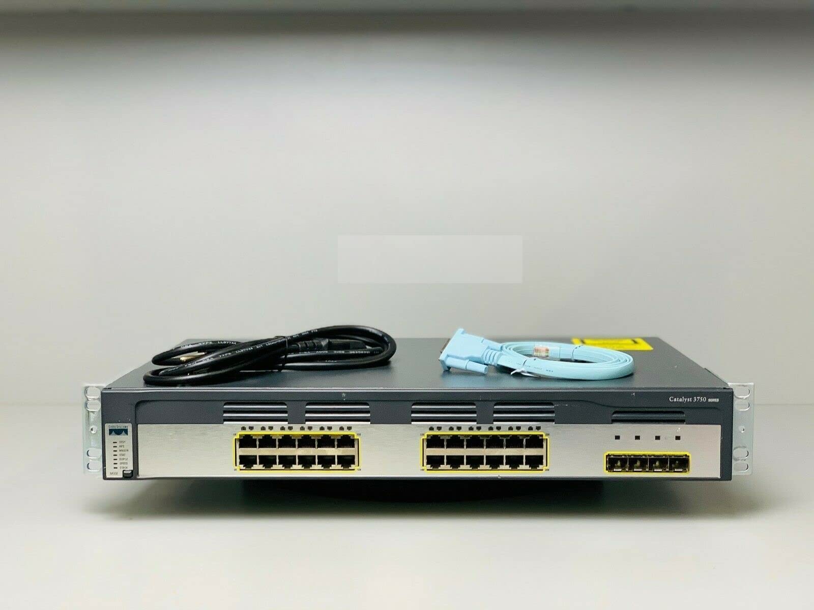(Certified Refurbished) Cisco WS-C3750G-24TS-S Catalyst 24 Ethernet 10/100/1000 Ports 4 SFP-Based Gigabit Ethernet Ports IP Base Image 1 Power Supply 1RU 141［並行輸入］
