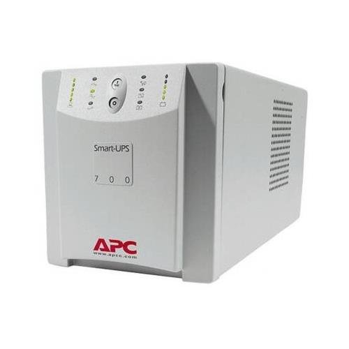 APC Smart-UPS 700VA/450W - 5.8 Minute Full Load - 4 x NEMA 5-15R