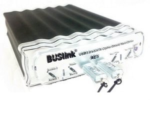 BUSlink CipherShield デュアルキー FIPS 140-2 レベル2 HIPAA 512ビット AES USB 3.0/eSATA RAID 0 ハードウェア 暗号化 外付けデスクトップ SSD ドライブ (4TB)