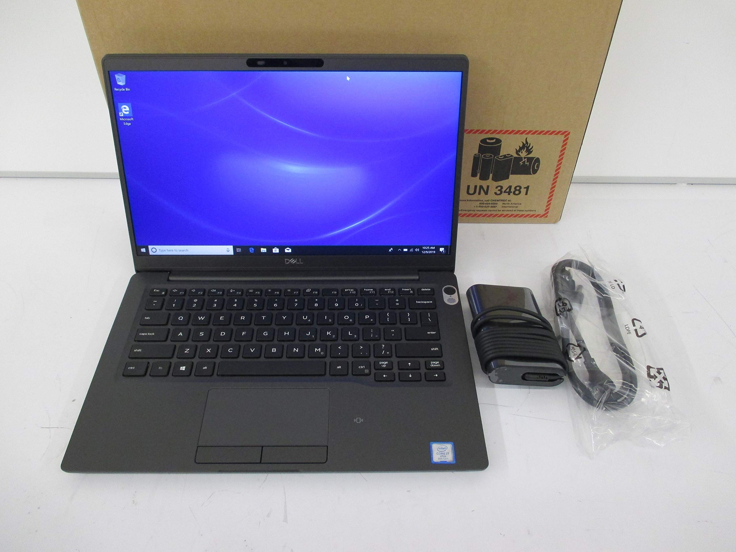 Dell Latitude 14 7400 14 Notebook - Intel Core i7-8665U - 8GB RAM - 256GB SSD