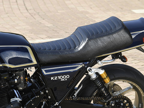 【DAYTONA(デイトナ)】 97045 RCM concept COZYシート KZ1000MK2/Z750FX-1(D2/D3)