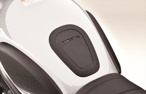 ネコポス Honda ホンダ 純正 CL250 / CL5000 タンクパッド センター 08P70-K3S-JA0