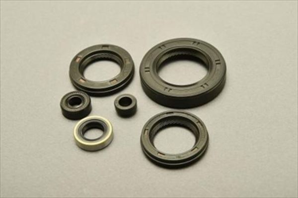 M-TEC中京 【4582677496752】 MRS-Z4-E002 エンジンオイルシールセット(6PC) Z400FX