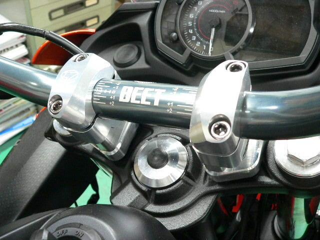 BEET(ビート) 【4582346469759】 テーパーハンドルコンバージョンキット （BLK） NINJA650 17