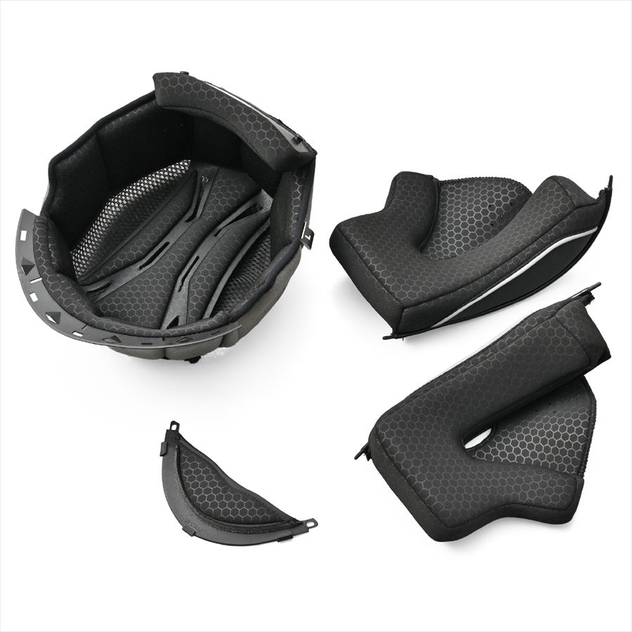 ●デイトナヘルメット用補修品●内装セット●適合モデル：DN-012SV / Mサイズ用商品の詳細な情報については、メーカーサイトでご確認ください。商品及び品番は予告なく変更が行われる事がございます。【ご注文の際の注意事項】●適合・取付・ご使用は、お客様にて判断の上お願い致します。●品切・完売の場合がございますので、受注後に発送予定をご連絡させて頂きます。●画像はイメージとなりますので商品とは色・デザインが異なる場合があります。 ●商品ご到着時に必ず製品に不具合が無いか確認を行ってください。 配送時の破損や製品不具合の場合は、必ず商品ご到着より3日以内にご連絡お願い致します。それ以降にご連絡頂いた場合はご対応出来ない場合がございます。●当店では、商品不良・誤商品発送以外の理由での商品の交換または返品はできません。●お客様のご都合によるキャンセル・交換・返品は一切お受けできませんのであらかじめご了承の上ご注文ください。●お電話、メールにてお問い合わせ頂きましても、お客様都合のキャンセル・返品・交換の対応はすべてお断りさせて頂いております。 ●通信販売には法律上、クーリングオフの規定はございません。　ご注文は慎重にお願い致します。※※こちらの商品はお取り寄せ品となります※※メーカーの在庫状況や商品によっては発送までにお時間を頂く場合がございます。メーカーの在庫も完売している場合がございます。その際はキャンセルをさせていただく場合がございます、予めご了承ください。