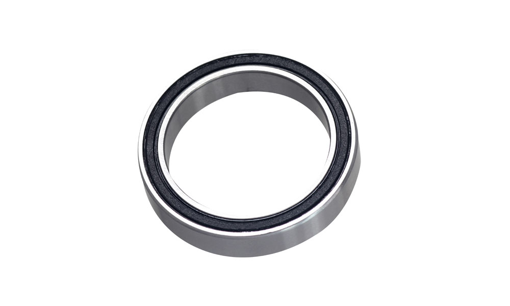 ・Hub / wheel:SRAM Predictive Steering ・Bottom bracket:Various brands商品の詳細な情報については、メーカーサイトでご確認ください。商品及び品番は予告なく変更が行われる事がございます。【ご注文の際の注意事項】●適合・取付・ご使用は、お客様にて判断の上お願い致します。●品切・完売の場合がございますので、受注後に発送予定をご連絡させて頂きます。●画像はイメージとなりますので商品とは色・デザインが異なる場合があります。 ●商品ご到着時に必ず製品に不具合が無いか確認を行ってください。 配送時の破損や製品不具合の場合は、必ず商品ご到着より3日以内にご連絡お願い致します。それ以降にご連絡頂いた場合はご対応出来ない場合がございます。●当店では、商品不良・誤商品発送以外の理由での商品の交換または返品はできません。●お客様のご都合によるキャンセル・交換・返品は一切お受けできませんのであらかじめご了承の上ご注文ください。●お電話、メールにてお問い合わせ頂きましても、お客様都合のキャンセル・返品・交換の対応はすべてお断りさせて頂いております。 ●通信販売には法律上、クーリングオフの規定はございません。　ご注文は慎重にお願い致します。※※こちらの商品はお取り寄せ品となります※※メーカーの在庫状況や商品によっては発送までにお時間を頂く場合がございます。メーカーの在庫も完売している場合がございます。その際はキャンセルをさせていただく場合がございます、予めご了承ください。
