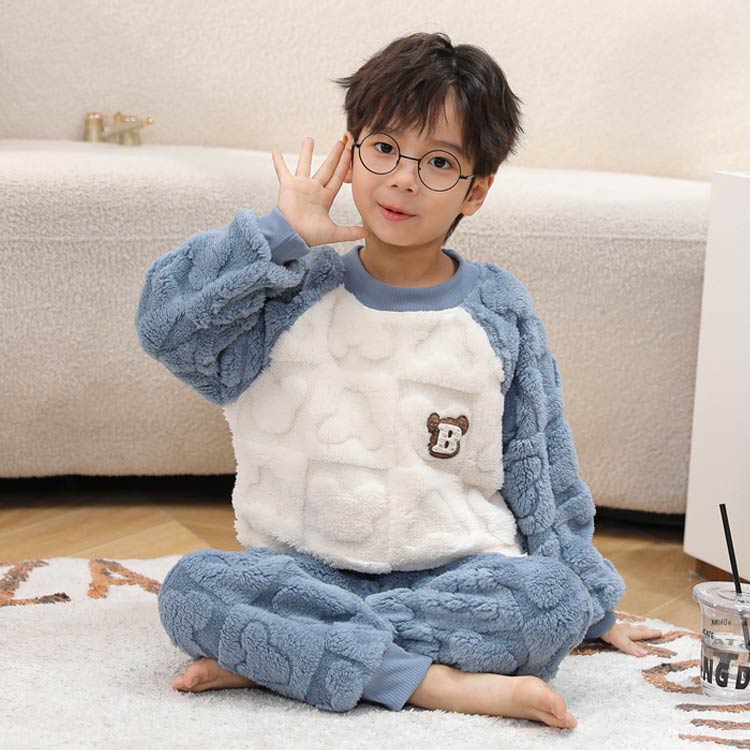 男の子 上下セット フリース 150 パジャマ キッズ ユニセックス ルームウエア ナイトウェア 冬 秋冬 110 可愛い 女の子 セットアップ 裏起毛 子ども 子供 ルームウエア もこもこ シャギーボア 80 90 100 秋 120 130 140 ルームウエア 160