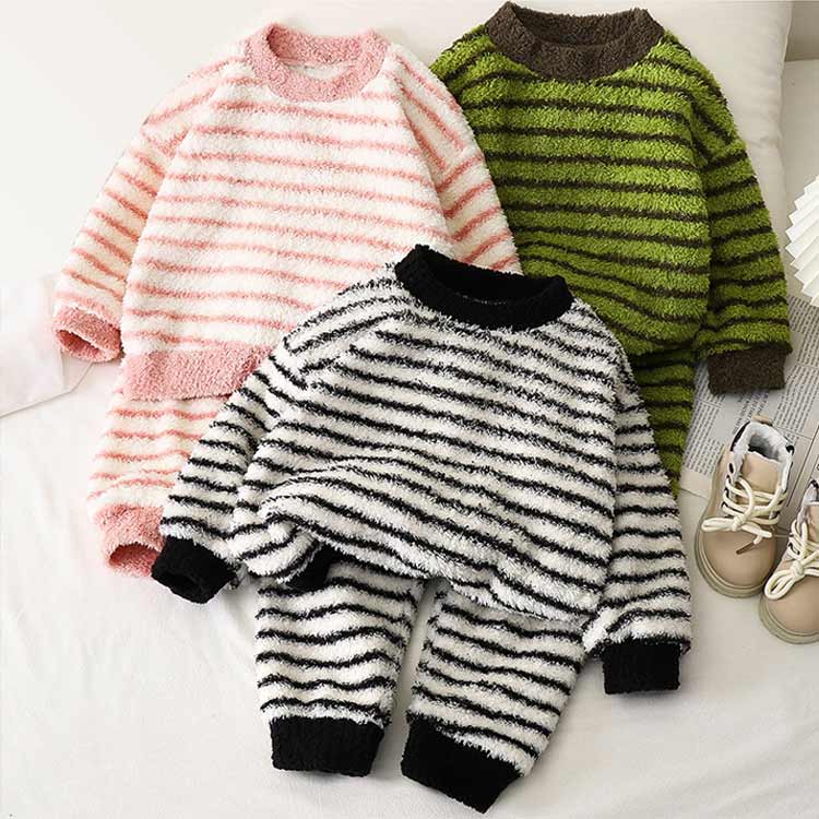 キッズパジャマ フランネルパジャマ パジャマ ボトムス 女の子 パンツ キッズパジャマ ジュニア 暖かい 秋冬 寝巻き 厚手 セットアップ セットアップ ボア 長袖 ボーター柄 ルームウェア 部屋着 もこもこ トップス 男の子 ナイトウェア ストライプ 小学生 大人