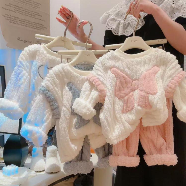 パジャマ 長袖 上下セット 冬 部屋着 ルームウェア 両面起毛 子供服 ふわふわ かわいい 秋冬 冬用 子供 暖かい 男の子 キッズ 女の子 おしゃれ 幼稚園 子供 リボン クマ シンプル あたたかい キッズ 学校 通園 保育園 ルームウェア もこもこ 長袖 ナイトウェア