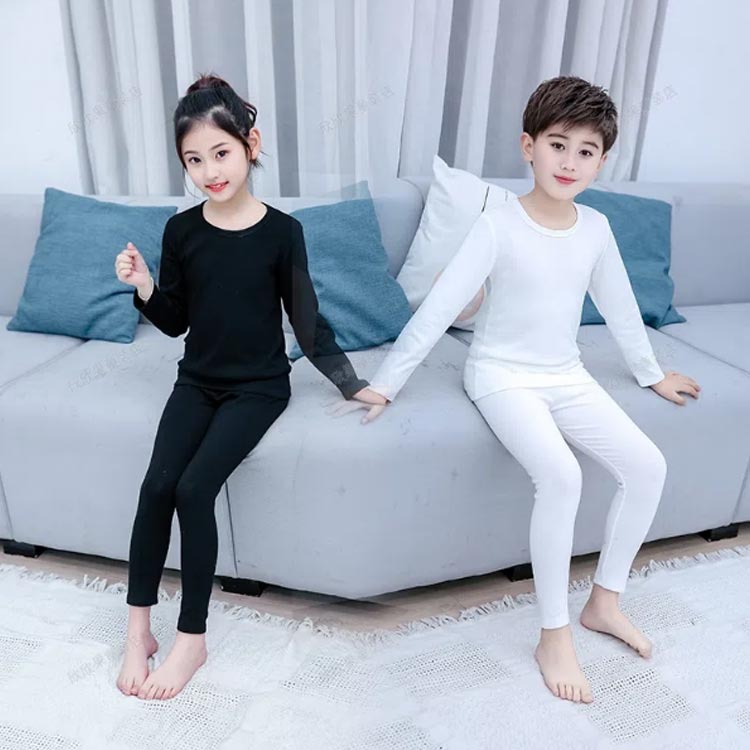 【送料無料】キッズ ヒートテック 上下セット 薄手と裏起毛2タイプ 100%綿 ロンt 長袖 丸首 肌着 アンダーシャツ ストレッチ 男の子 女の子 厚手 インナーシャツ 保温 防寒 春 秋冬 発熱 100 110 120 130 140 150 cm