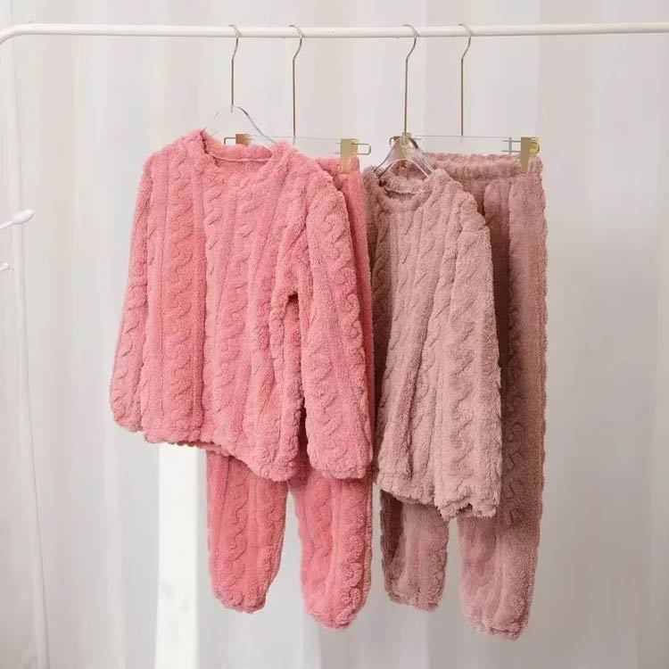 パジャマ 男の子 子供服 2点セット ボア モコモコ セットアップ 長袖 トップス パンツ キッズ 上下セット 冬用 あったか ルームウェア ケーブル編み パジャマ 部屋着 寝巻き ふわふわ 厚手 もこもこ 暖かい 防寒 お洒落 可愛い 男児