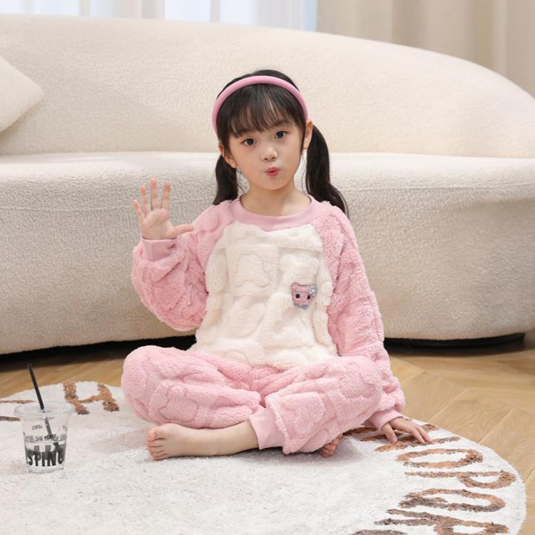 秋冬 可愛い フリース 男の子 部屋着 ユニセックス 上下セット 秋 セットアップ 冬 キッズ 送料無料 女の子 90 送料無料 パジャマ ナイトウェア 子ども 子供 ルームウエア もこもこ シャギーボア 80 裏起毛 100 110 120 130 140 150