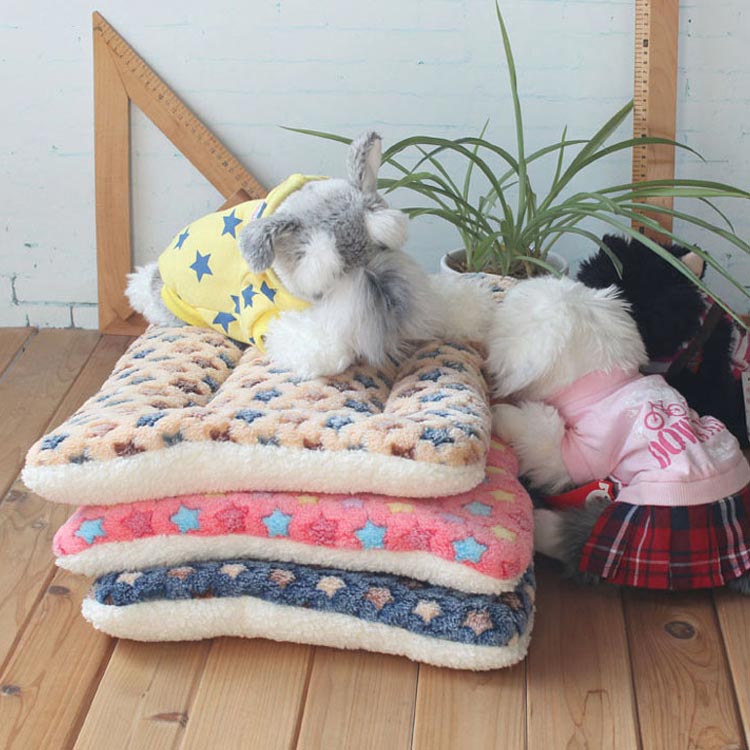 猫 ベッド ケージ用マット 秋冬 ペットベッド かわいい ケージ用 マット洗える 暖...