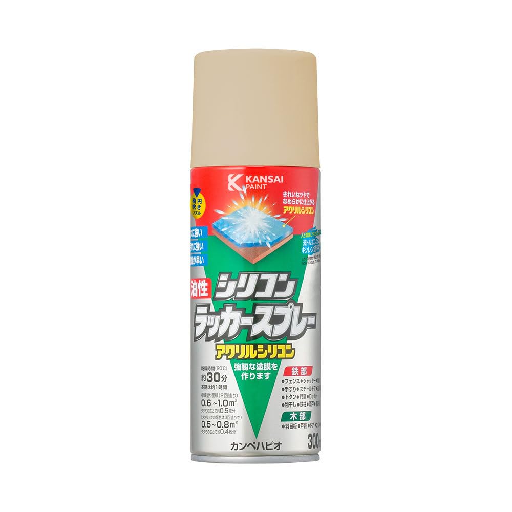 【乾燥・塗重時間】 【20°C】乾燥時間:約 30 分 塗重時間:約 1 時間以上 【冬期】乾燥時間:約 1 時間 塗重時間:約 2 時間以上 【塗り面積】 300ml ■普通色(2回塗)平方メートル:約 0.6 ~ 1 m2 タタミの広さ:約 0.5 枚分 ■メタリック色(3回塗)平方メートル:約 0.5 ~ 0.8 m2 タタミの広さ:約 0.4 枚分 420ml ■普通色(2回塗)平方メートル:約 0.9 ~ 1.4 m2 タタミの広さ:約 0.7 枚分 ■メタリック色(3回塗)平方メートル:約 0.7 ~ 1.1 m2 タタミの広さ:約 0.5 枚分 【特長】 ■[汚れや紫外線などに強い! ]アクリルシリコン樹脂により耐候性、耐久性に優れた、汚れに強い強靱な塗膜を形成します。 ■[使いやすい! ]細かなキリ状に噴霧されますので、たれにくく美しい仕上げになります。 ■[つやあり、つやけし それぞれの仕上り]つやありは鮮やかなつやに、つやけしは落ちついたつやに仕上がります。 【用途】 ■鉄部 フェンス / シャッター / 物置 / 手すり / スチールドア / 道具類 / トタン / 門扉 / ロッカー / 物干し / 鉄柱 / 雨戸 / 農耕具 ■木部 羽目板 / 戸袋 / ドア / さく / 机 ※鉄部・木部共に床は除く 【塗れないもの】表示の用途以外には使用しないでください。 ■[吸い込みの大きい素材] MDF板 など ■[高温部] ストーブ など ■[常に水がかかる所] 浴室 など ■[その他] 高級家具 / 自動車 など 【塗装時の注意】 ■[使用前に良く振ってください]使用前に容器を良く振ると、カラカラと音がします。その状態で約30秒以上続けてください。 ■[使用後は]噴出口が詰まらないように、容器を逆さにして2秒程度空吹きし、噴射口を良く拭いてから蓋をして下さい。 ■[厚塗りはしないで]一度に厚塗りをせず、やや薄めにまんべんなくを心がけて、2~3回程度塗り重ねてください。 ■[保管時の注意]破裂防止のため、容器のサビ易い場所や直射日光が当たる場所は避けて保管してください。また、温度の高くなる自動車内や暖房器具付近も避けてください。 ■[捨てる時は要注意]廃棄時のみ、必ず中身を使い切ってからガス抜きを行ってください。※スプレーボタンを外し、ノズルをキャップ上にある凹凸にはめ込み押せば、残りの中身を出すことが出来ます。 ※処理作業前、処理方法については事前に各自治体へ確認を行い、各自治体に合わせた処理を行って下さい。