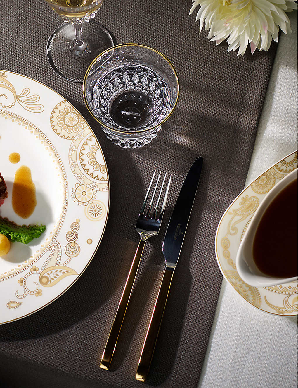 VILLEROY & BOCH ラ・クラシック 24ピース 金メッキカトラリーセット La Classic 24-piece gold-plated cutlery set — vista 3