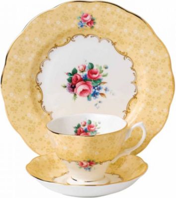 ロイヤルアルバート ティーカップ ROYAL ALBERT 100 イヤー ブーケ 3ピース ティーセット （1990’s） 100 years bouquet 3-piece tea set (1990's)