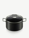 LE CREUSET タフンド ノンスティック ディープ キャセロール ディッシュ ウィズ ヒートレジスタント グラス リッド 24cm Toughened non-stick deep casserole dish with heat-resistant glass lid 24cm