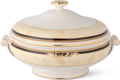 楽天Global HomesWEDGWOOD コーヌコピア カバー ベジタブル ディッシュ Cornucopia covered vegetable dish