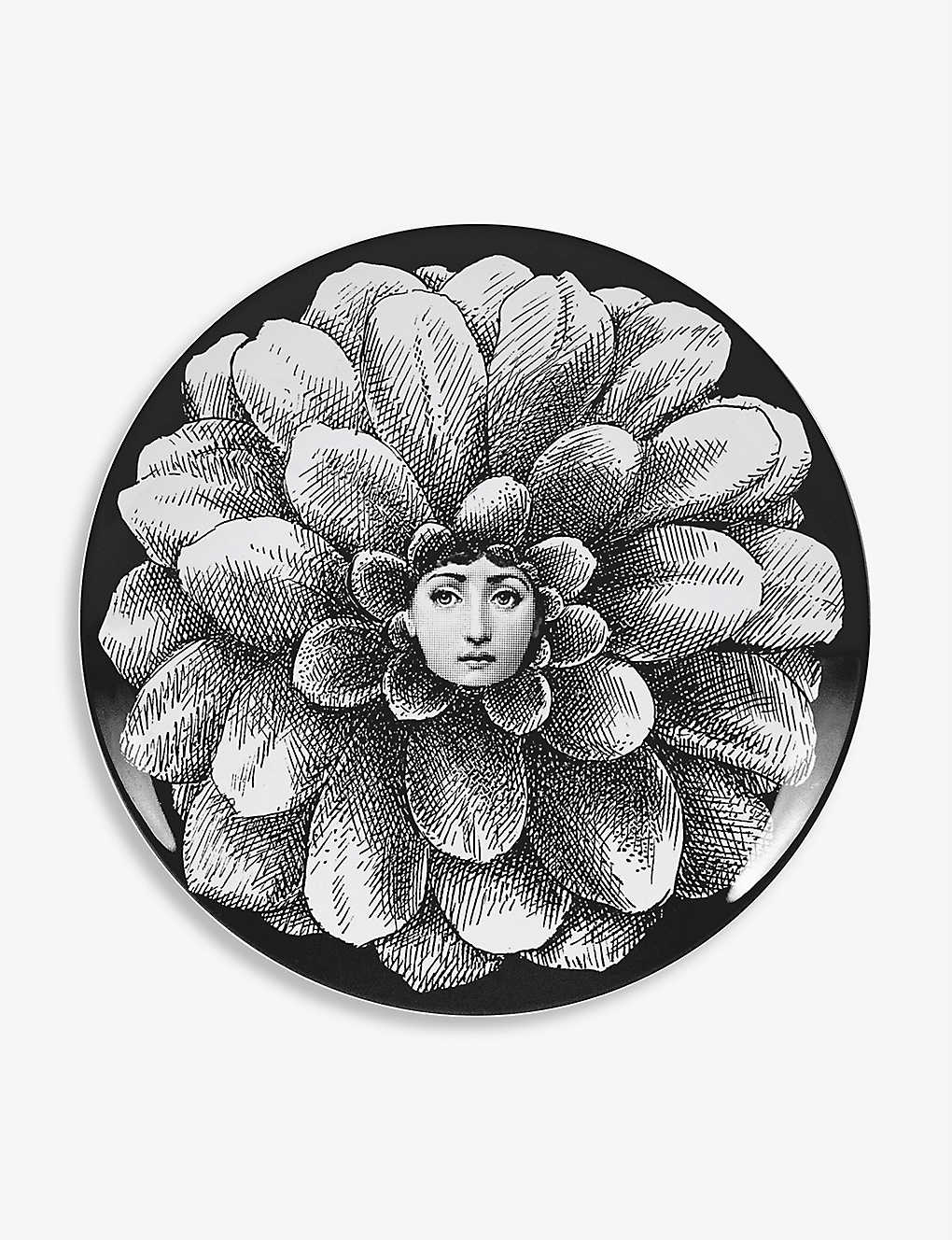 FORNASETTI e} G oAWI[j No.124 |[ZC EH[ v[g 26cm Tema e Variazioni no.124 porcelain wall plate 26cm #MONOCHROME