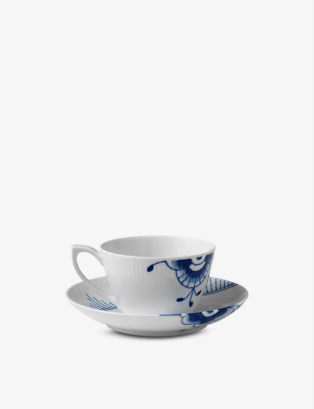 ロイヤルコペンハーゲン ROYAL COPENHAGEN ブルーフルーテッドメガカップ フローラルパターン 器ティーカップ&ソーサー 280ml Blue Fluted Mega Cup floral-pattern porcelain teacup and saucer 280ml