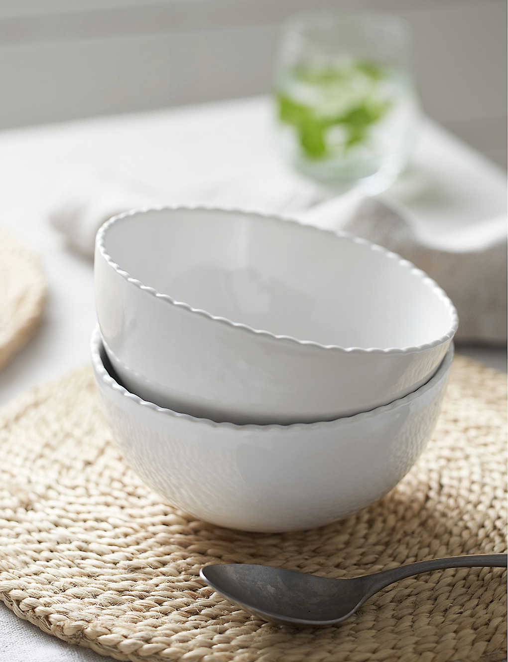 THE WHITE COMPANY XLvg Xg[EFA fB[v{E 2Zbg Scalloped stoneware deep bowels set of two WHITE