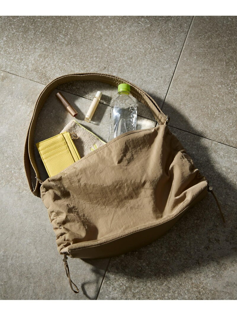 【SALE／46%OFF】撥水軽量ミニショルダー/969858 GLOBAL WORK グローバルワーク バッグ ショルダーバッグ イエロー ピンク ブルー グレー ベージュ カーキグリーン ホワイト レッド ブラック【RBA_E】[Rakuten Fashion]のサムネイル