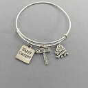 彼女へのハッピーキャンパージュエリーギフト Our Little Charms Happy Camper Jewelry Gift for Her