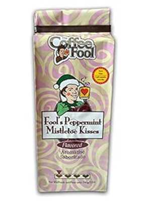 The Coffee Fool Very Fine Grind Coffee、Fool's Peppermint Mistletoe Kisses、12オンス The Coffee ..