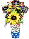 Teaching Is My Superpower、教師用ギフトバスケット、ペイントされたセラミックの教師用花瓶と甘いおやつが入っています、4ポンド Gift ...