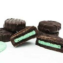 フィラデルフィア キャンディーズ ダークチョコレートで覆われたミント クリーム オレオ クッキー、8 オンス Philadelphia Candies Dark Chocolate Covered Mint Creme OREO Cookies, 8 Ounce