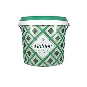 Maldon Salt、海塩フレーク、3.1ポンド、バルクタブ、コーシャ、ナチュラル、手作り、グルメ、ピラミッドクリスタル Maldon Salt, Sea Salt Flakes, 3.1 lb, Bulk Tub, Kosher, Natural, Handcrafted, Gourmet, Pyramid Crystals
