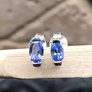 ナチュラル ブルー タンザナイト 925 ソリッド スターリング シルバー スタッド ピアス 6mm Natural Rocks by Kala Natural Blue Tanzanite 925 Solid Sterling Silver Stud Earrings 6mm