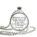 ハリー・ポッター ダンブルドア 幸福の引用 1 インチ シルバー メッキ ペンダント ネックレス The Spider's Parlor Harry Potter Dumbledore Happiness Quote 1 Inch Silver Plated Pendant Necklace