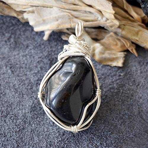 シルバー ブラック オニキス ネックレス - 24 インチ レザー コード - クリスタル ジュエリー Designs by Nature Gems Silver Black Onyx Necklace - 24 Inch Leather Cord - Crystal Jewelry シルバー ブラック オニキス ネックレス - 24 インチ レザー コード - クリスタル ジュエリー Designs by Nature Gems Silver Black Onyx Necklace - 24 Inch Leather Cord - Crystal Jewelry