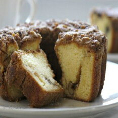 Coffeecakes.comトラディショナルシナモンウォールナットコーヒーケーキ Coffeecakes.com Traditional Cinnamon Walnut Coffee Cake