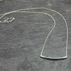 Glomarket㤨֥󥰥Сʿ֥Сͥå쥹 Designed by Stacey Jewelry, LLC Sterling Silver Horizontal Curved Bar NecklaceפβǤʤ11,118ߤˤʤޤ