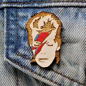 スターマン ライトニング ボルト ピン 手描きの木製ロックスターブローチ Telestic Design Star Man Lightning Bolt Pin Hand-ted Wood Rockstar Brooch スターマン ライトニング ボルト ピン 手描きの木製ロックスターブローチ Telestic Design Star Man Lightning Bolt Pin Hand-ted Wood Rockstar Brooch