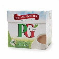 Pg Tips ピラミッド紅茶 - 1 パックあたり 40 袋 - 1 ケースあたり 6 パック。 Pg Tips Pyramid Black Tea - 40 bags per pack - 6 packs per case.