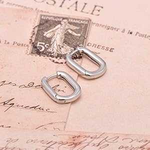 925 スターリング シルバー スモール ハギー フープ イヤリング 角丸長方形 Joseph Brothers 925 Sterl..