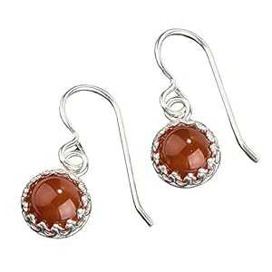 ダークオレンジのカーネリアンジェムストーンダングルドロップピアス（スターリングシルバー） Melanie Golden Jewelry Dark Orange Carnelian Gemstone Dangle Drop Earrings in Sterling Silver