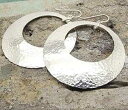 のぞき穴付き特大ハンマースターリングシルバーディスクイヤリング Cloud Cap Jewelry Extra Large Hammered Sterling ...