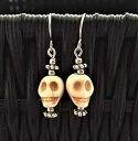 アイボリーとシルバーのストーン スカル ハロウィン イヤリング Monarch Jewelry Ivory and Silver Stone Skull Halloween Earrings(4)