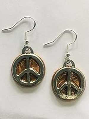ピースサイン付きペニー イヤリング、スターリング シルバー イヤーワイヤー、USA コイン ジュエリー Ann Peden Jewelry Penny Earrings with Peace Signs, on sterling silver earwires, USA coin jewelry ピースサイン付きペニー イヤリング、スターリング シルバー イヤーワイヤー、USA コイン ジュエリー Ann Peden Jewelry Penny Earrings with Peace Signs, on sterling silver earwires, USA coin jewelry